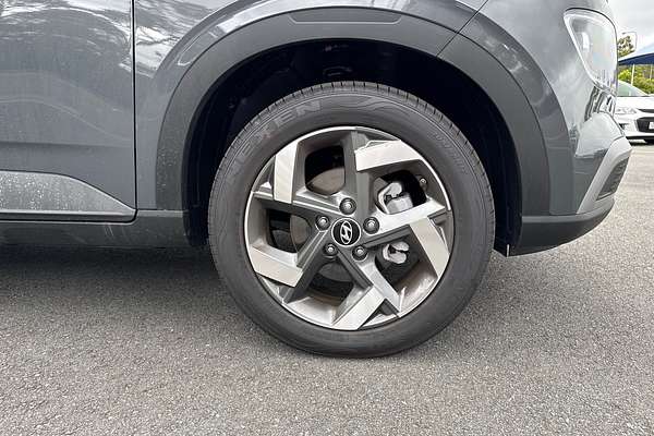 2024 Hyundai Venue Elite QX.V5