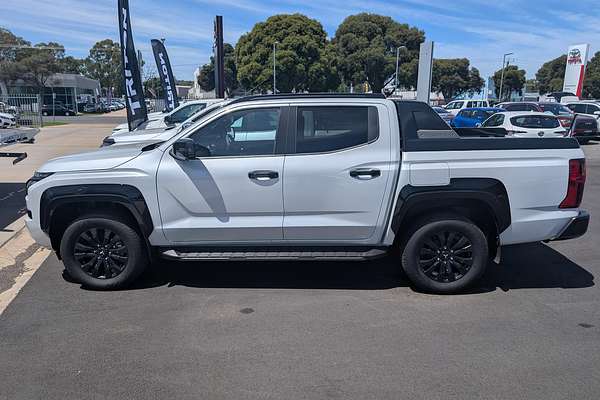 2024 Mitsubishi Triton GSR MV 4X4