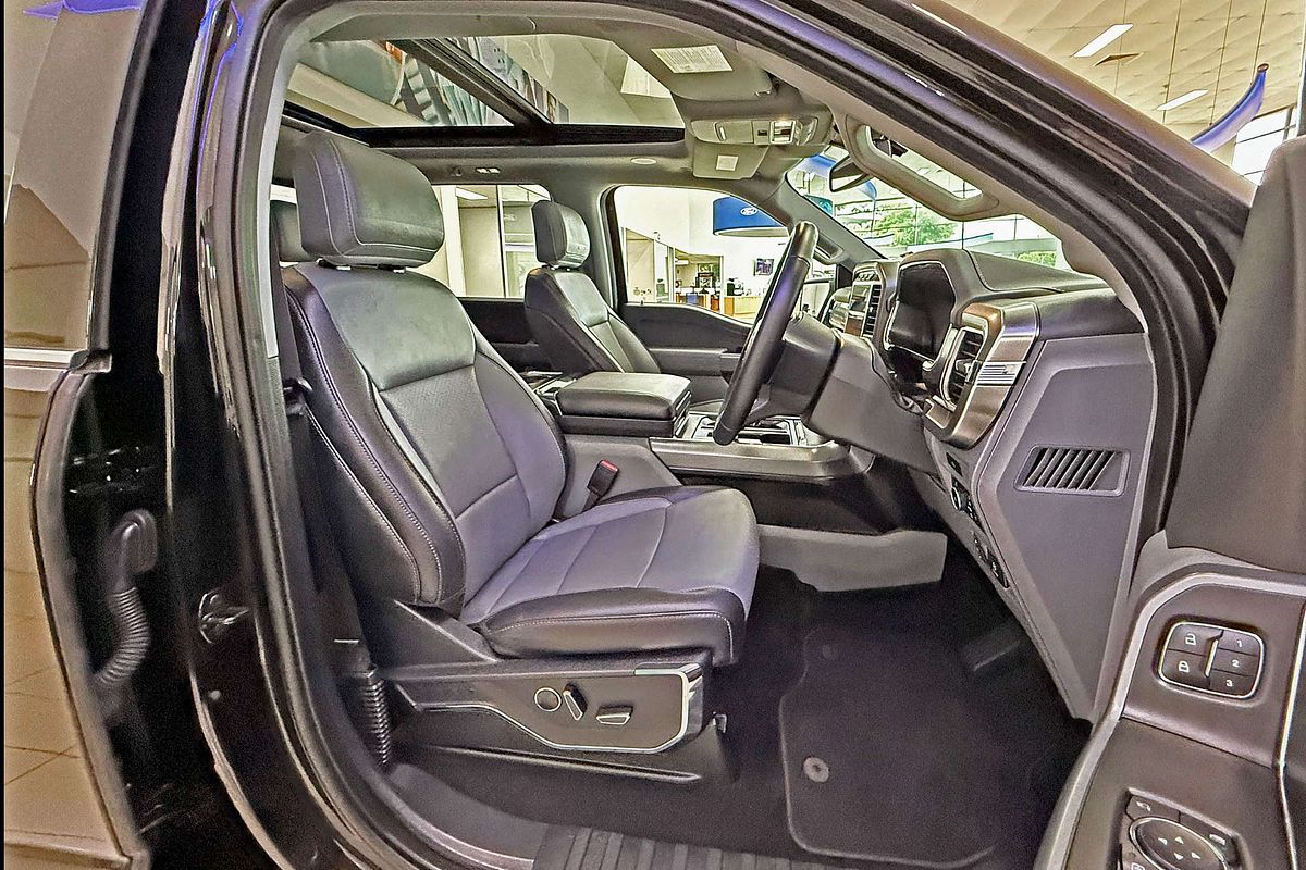 2023 Ford F-150 Lariat 4X4 SWB