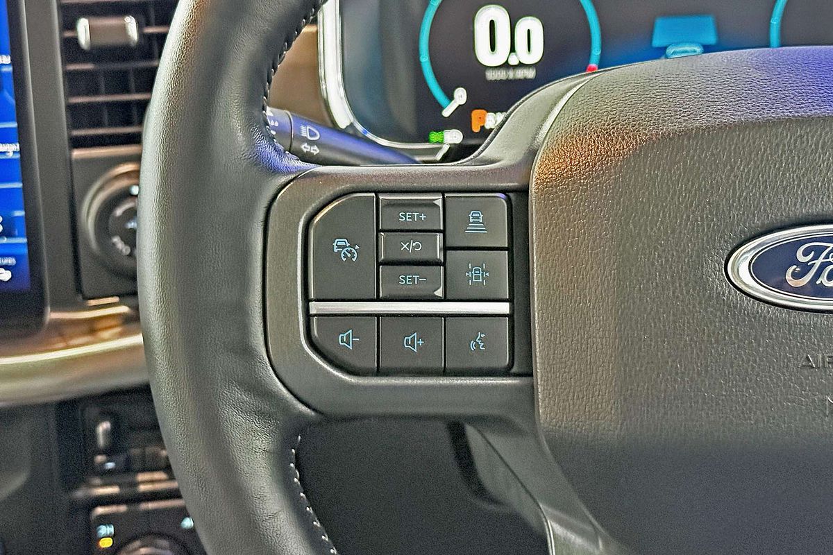 2023 Ford F-150 Lariat 4X4 SWB