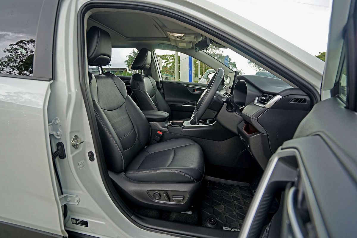 2024 Toyota RAV4 Cruiser AXAH54R