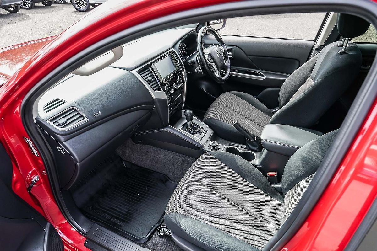 2021 Mitsubishi Triton GLS MR 4X4