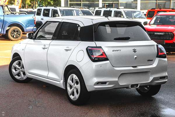 2025 Suzuki Swift Hybrid Plus UZ