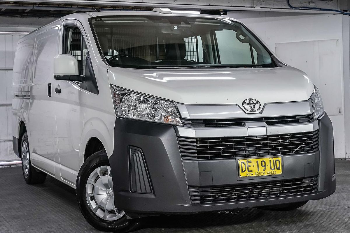 2022 Toyota Hiace GDH300R LWB