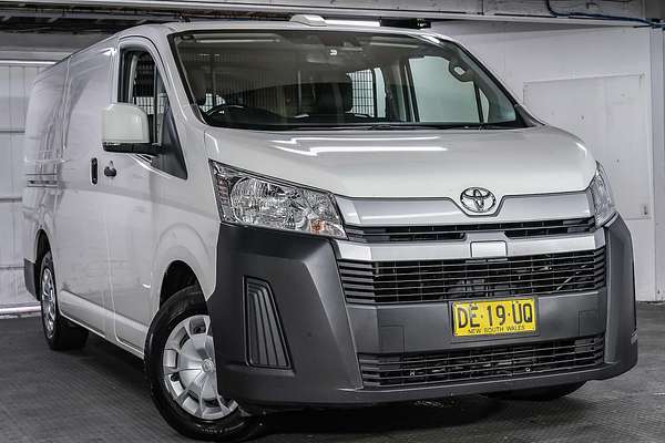 2022 Toyota Hiace GDH300R LWB