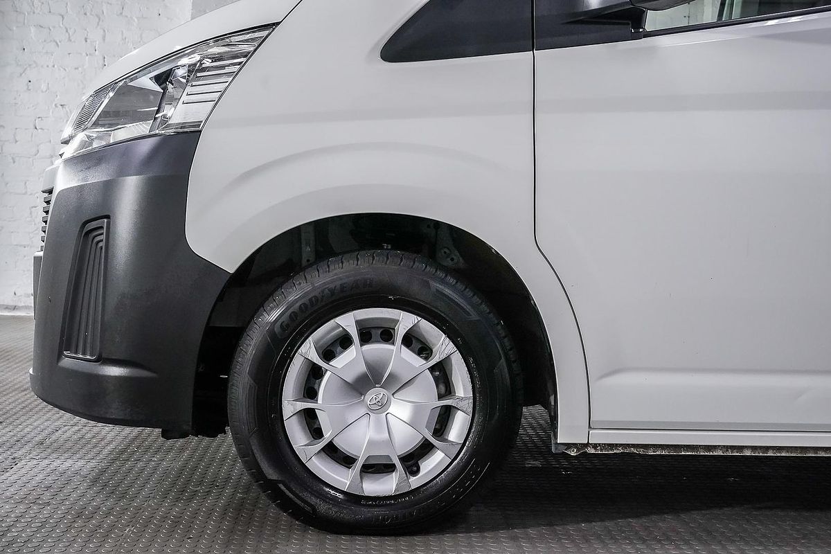 2022 Toyota Hiace GDH300R LWB