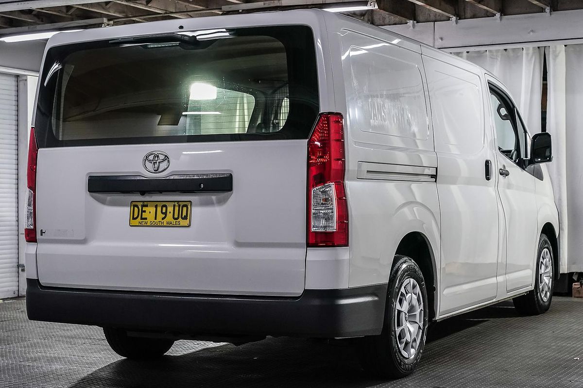 2022 Toyota Hiace GDH300R LWB
