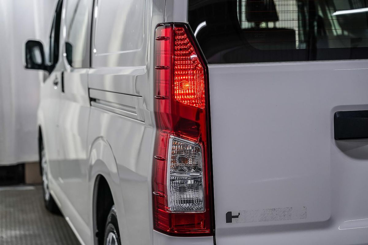 2022 Toyota Hiace GDH300R LWB