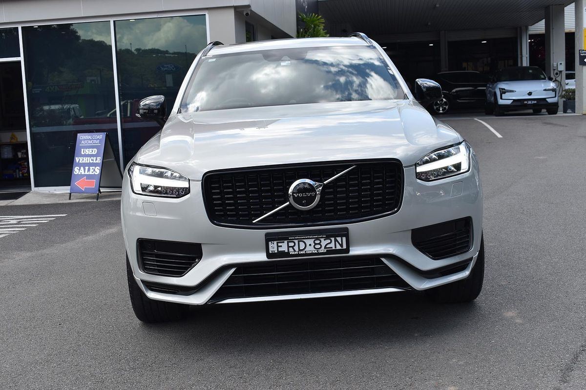 2022 Volvo XC90 Recharge Plug-In Hybrid