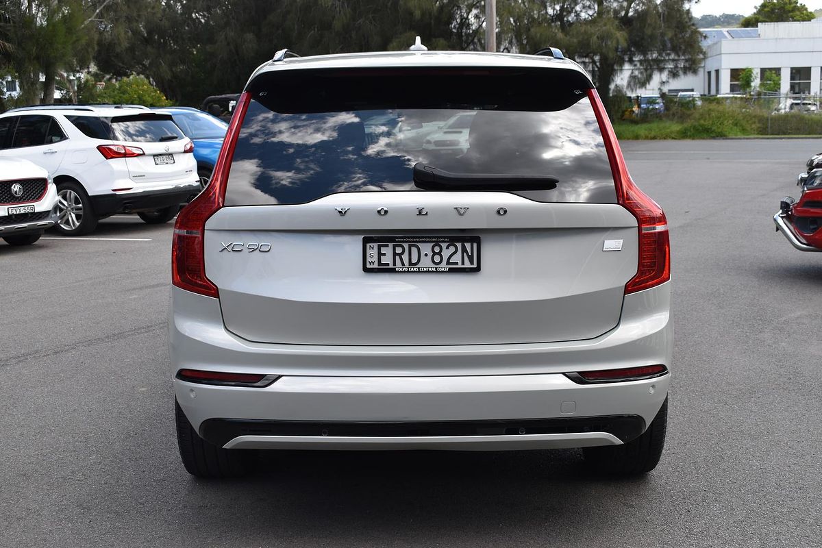 2022 Volvo XC90 Recharge Plug-In Hybrid