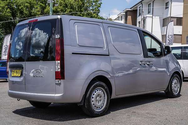 2022 Hyundai STARIA LOAD US4.V1