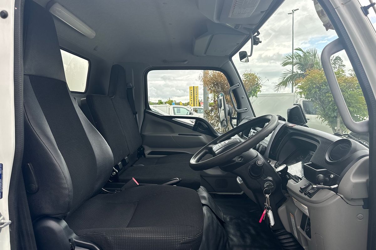2020 Fuso Canter 515 4x2
