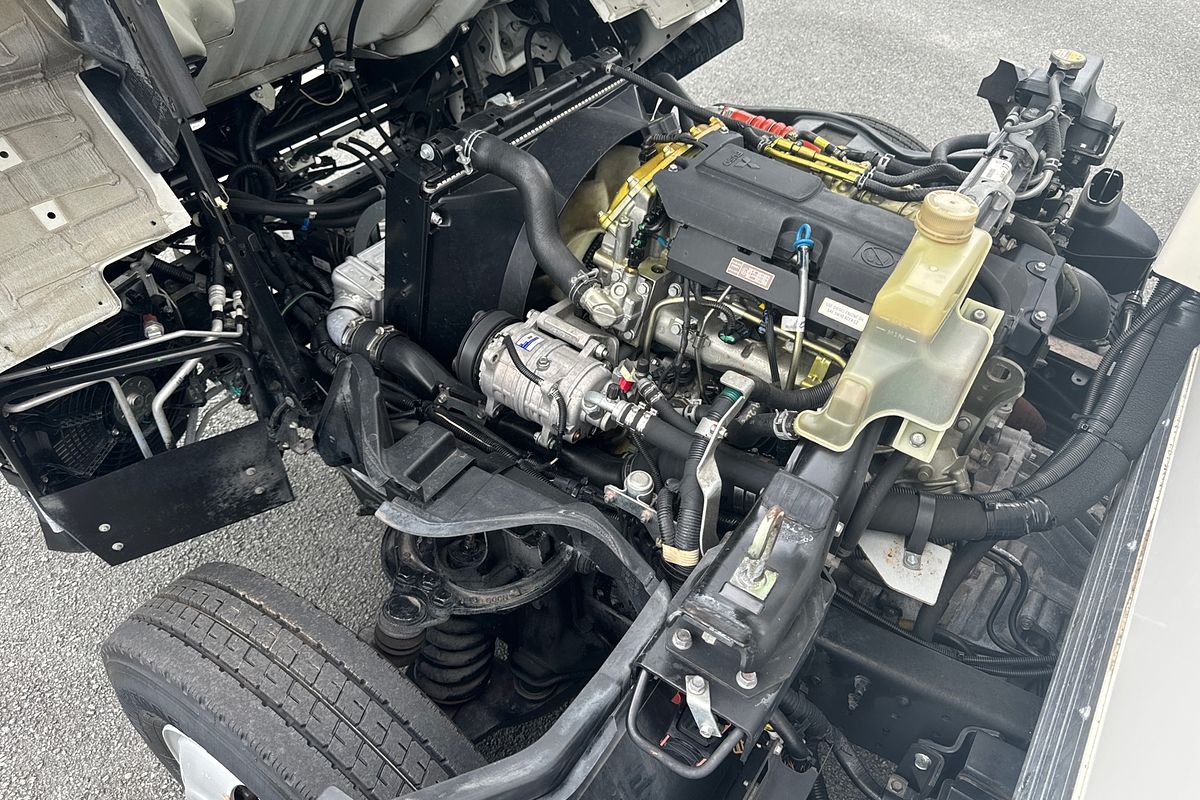 2020 Fuso Canter 515 4x2