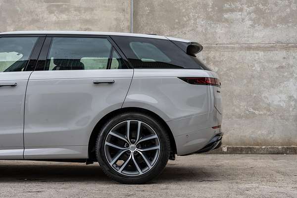 2024 Land Rover Range Rover Sport D300 Dynamic SE L461