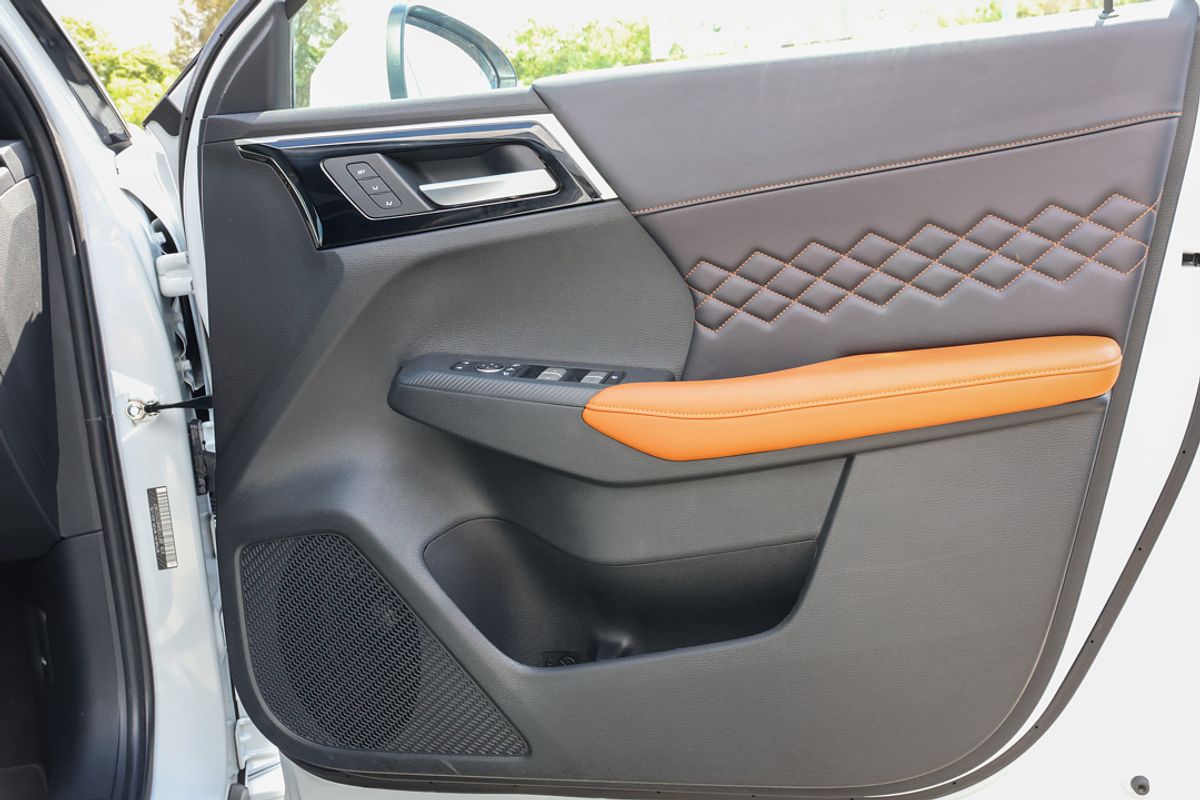 2023 Mitsubishi Outlander Exceed Tourer ZM