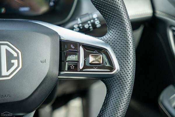 2025 MG ZS Essence Turbo ZS32