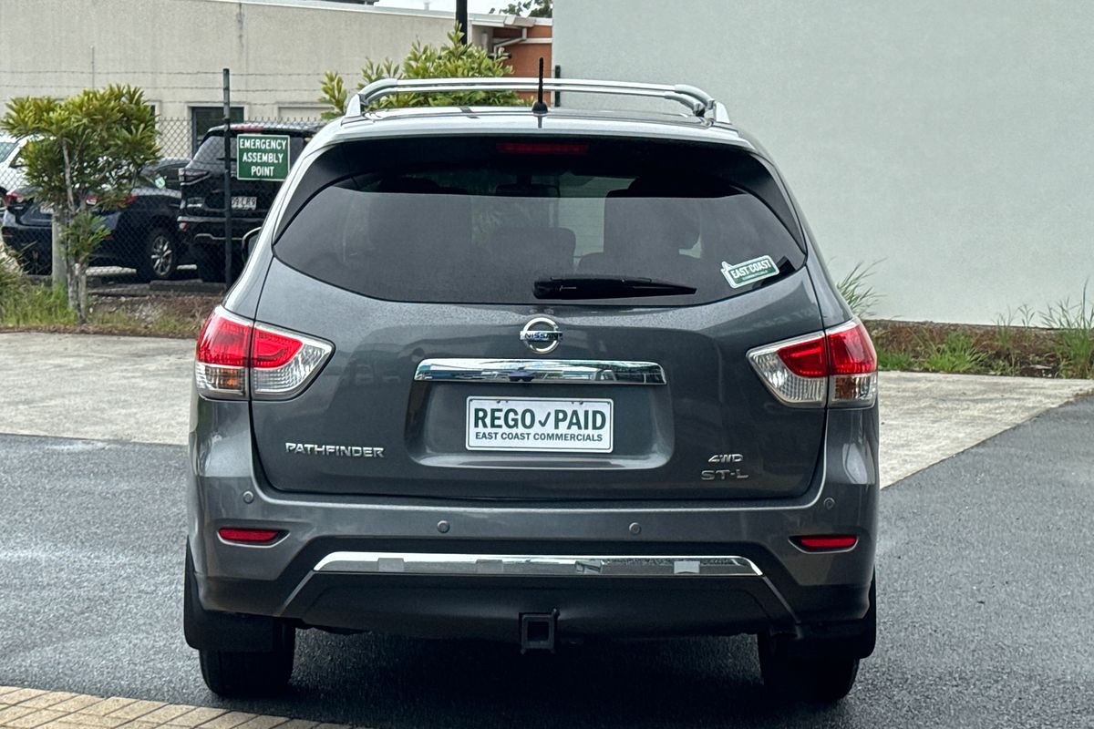 2014 Nissan Pathfinder ST-L R52