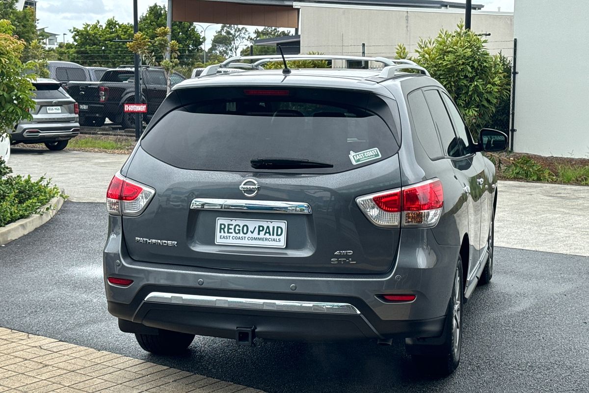 2014 Nissan Pathfinder ST-L R52