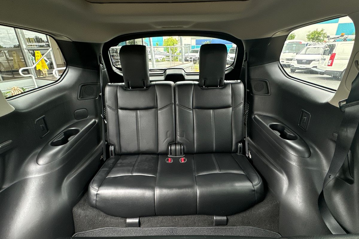 2014 Nissan Pathfinder ST-L R52