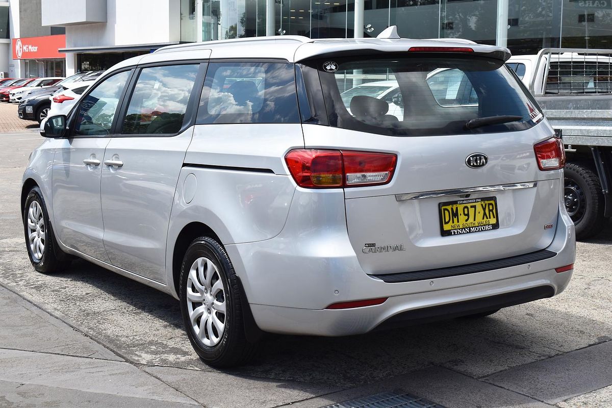 2016 Kia Carnival S YP