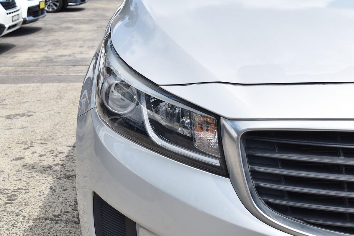 2016 Kia Carnival S YP