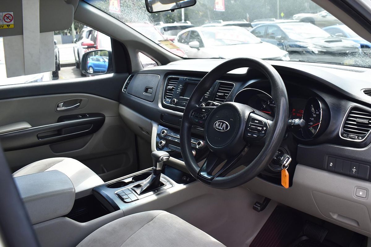 2016 Kia Carnival S YP