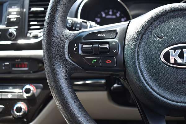 2016 Kia Carnival S YP