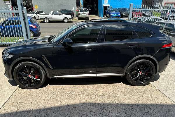2019 Jaguar F-PACE SVR X761