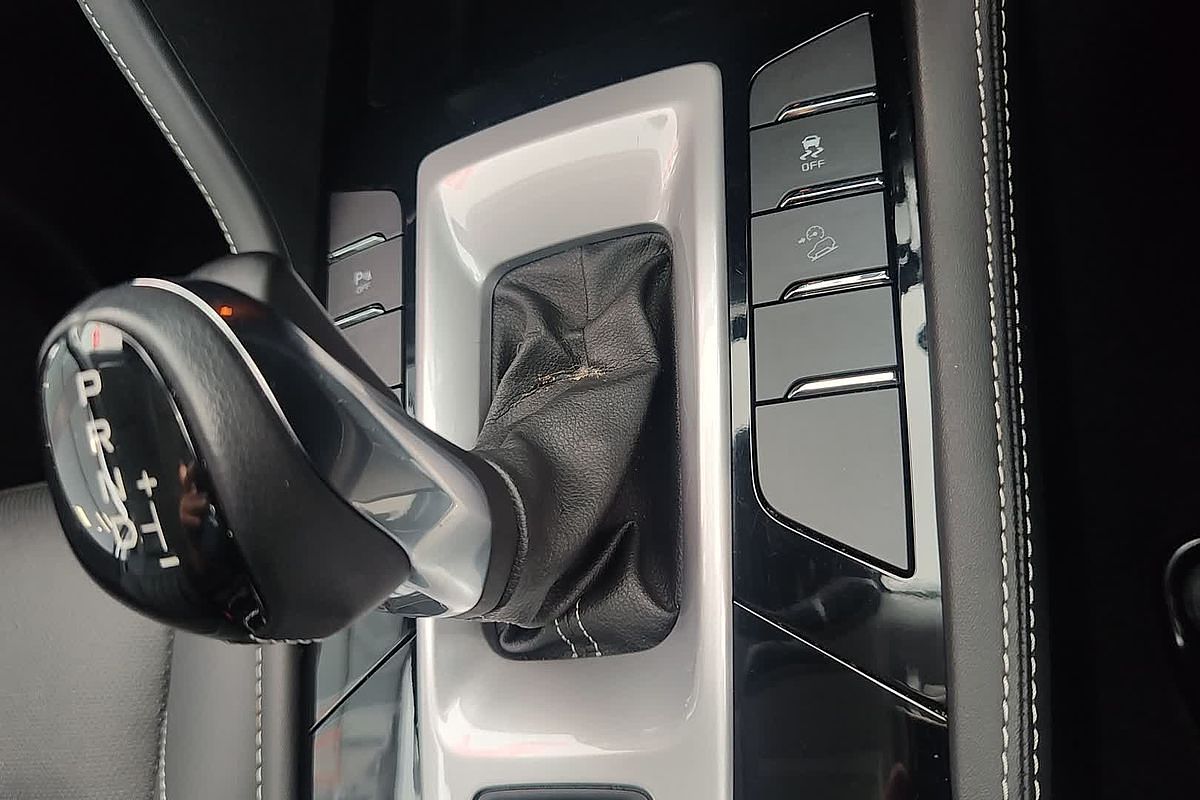 2023 Isuzu MU-X LS-T