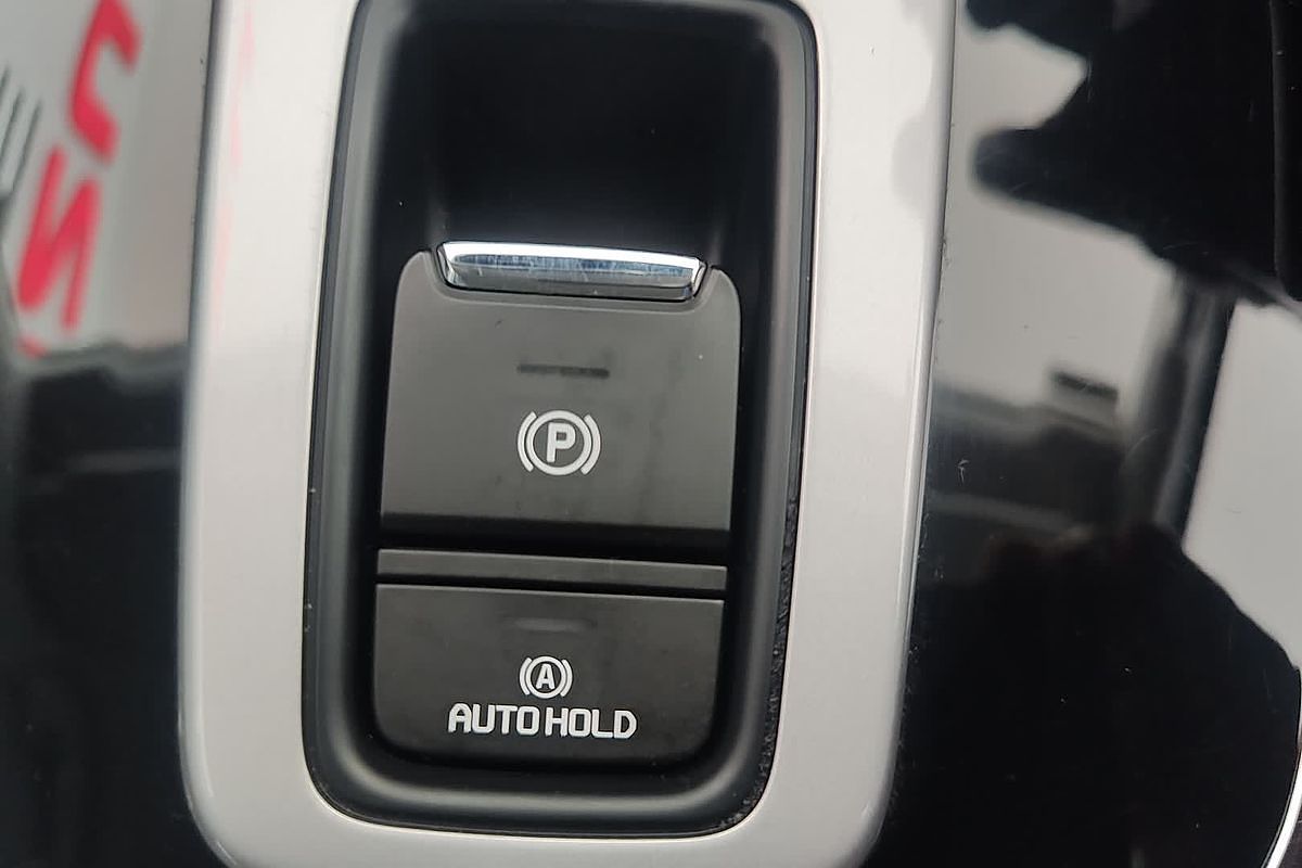 2023 Isuzu MU-X LS-T