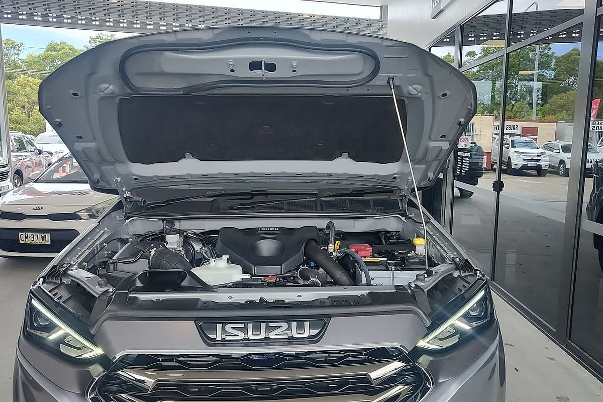 2023 Isuzu MU-X LS-T