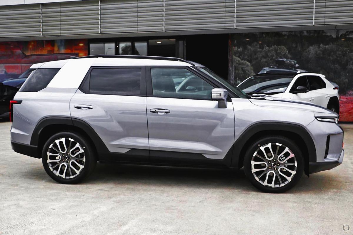 2024 KGM SsangYong Torres Ultimate J116