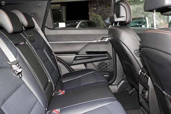 2024 KGM SsangYong Torres Ultimate J116