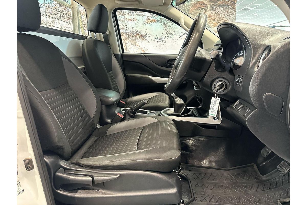 2021 Nissan Navara SL D23 Rear Wheel Drive