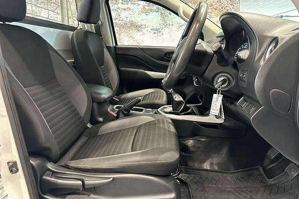 2021 Nissan Navara SL D23 Rear Wheel Drive