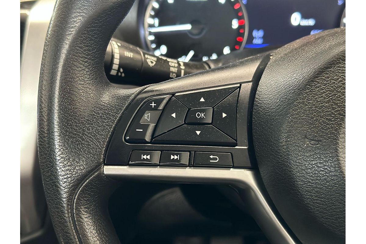 2021 Nissan Navara SL D23 Rear Wheel Drive