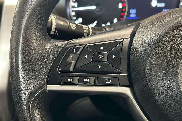 2021 Nissan Navara SL D23 Rear Wheel Drive