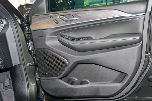 2023 Jeep Grand Cherokee Overland WL