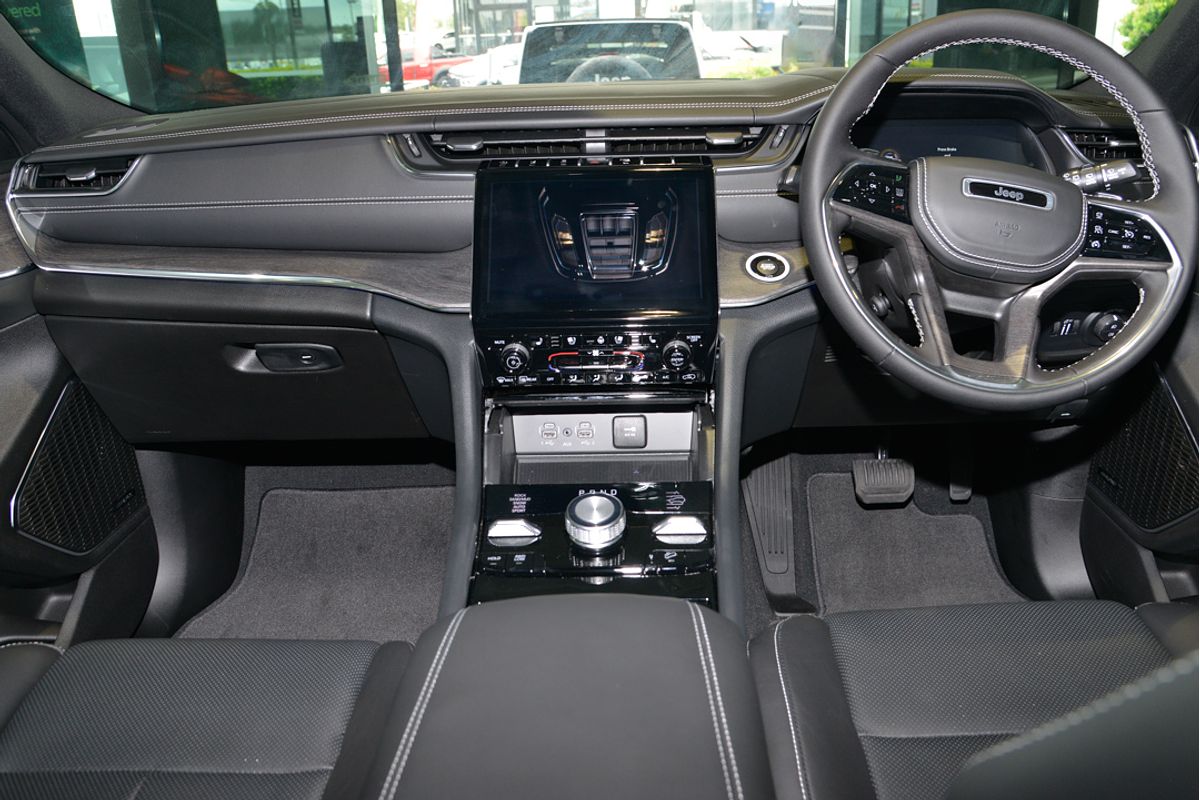 2023 Jeep Grand Cherokee Overland WL
