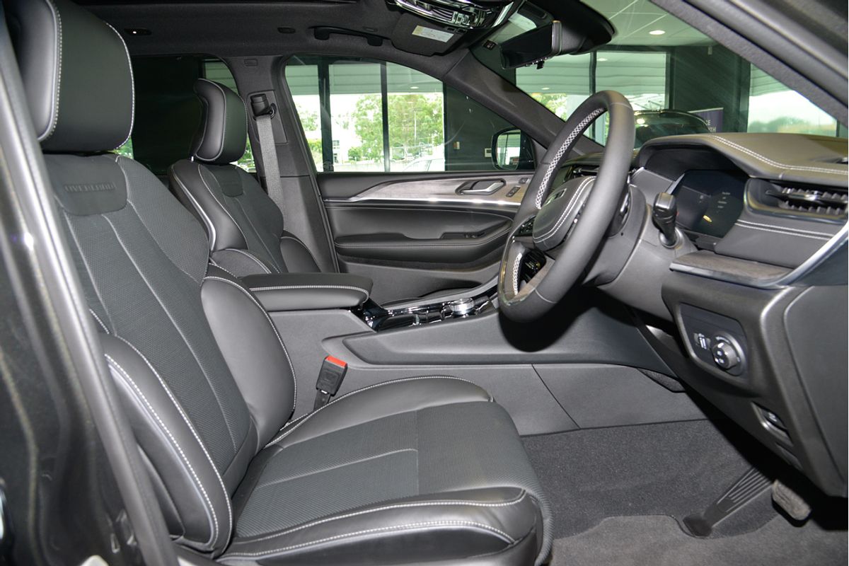 2023 Jeep Grand Cherokee Overland WL