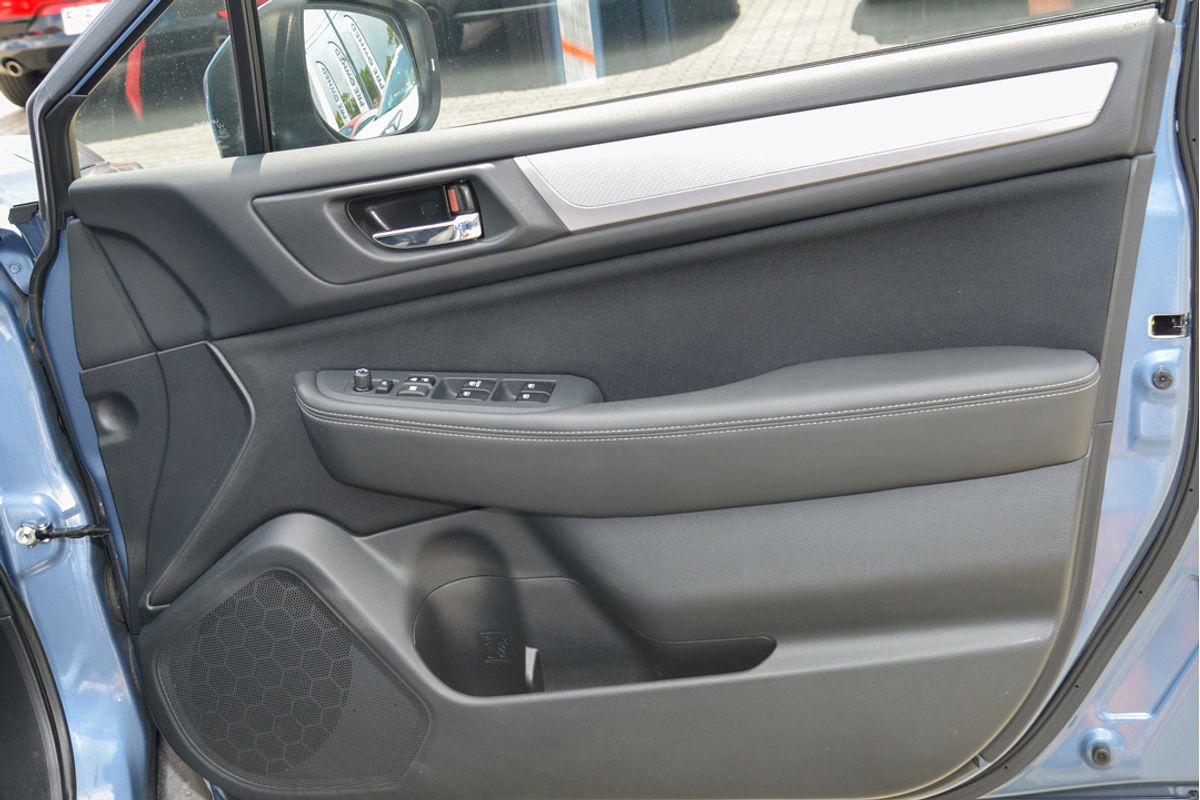 2020 Subaru Outback 2.5i 5GEN
