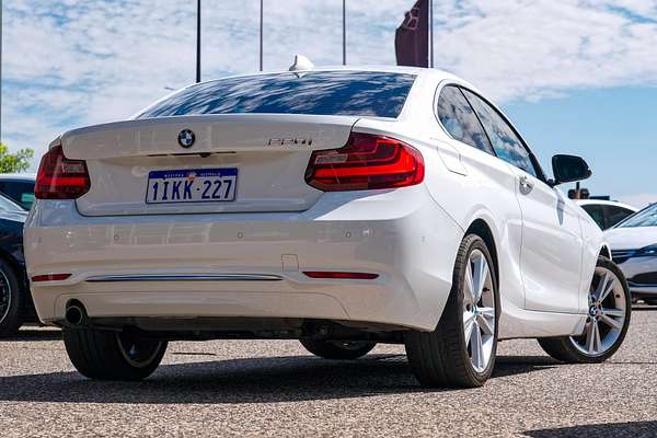 2015 BMW 2 Series 220i M Sport F22