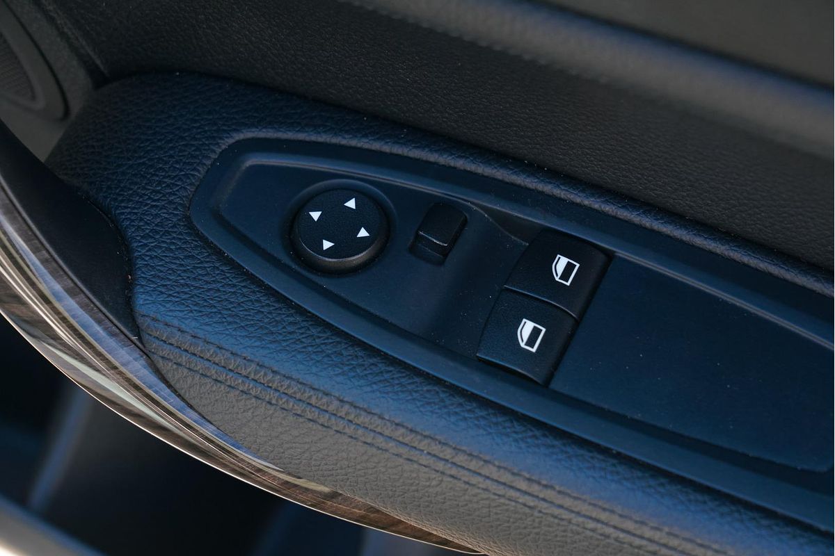 2015 BMW 2 Series 220i M Sport F22