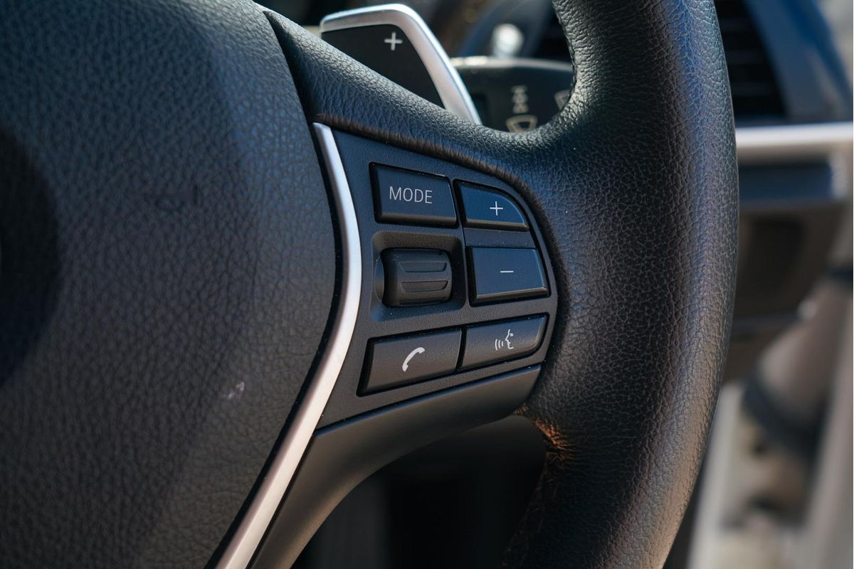 2015 BMW 2 Series 220i M Sport F22