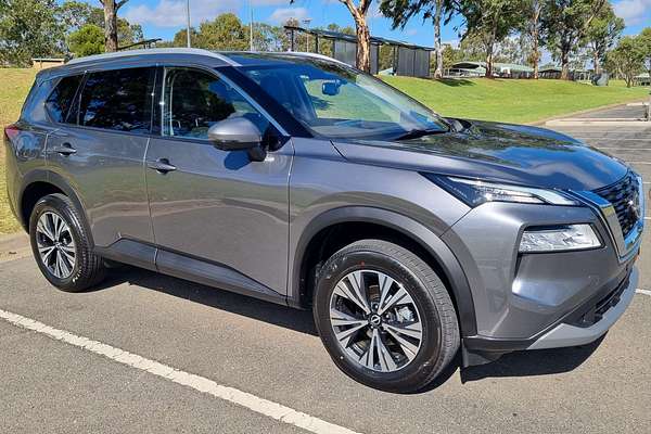 2025 Nissan X-TRAIL ST-L T33