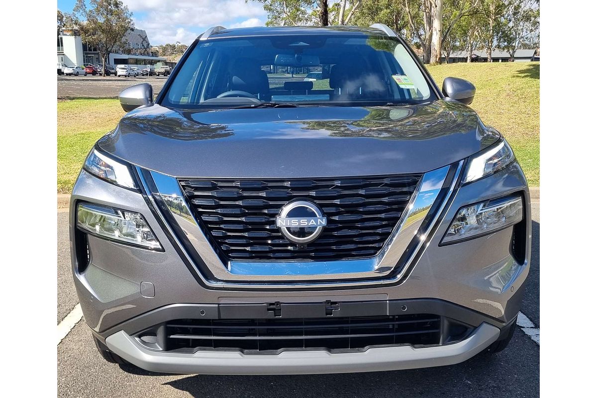 2025 Nissan X-TRAIL ST-L T33
