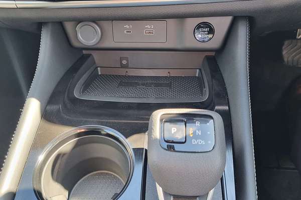 2025 Nissan X-TRAIL ST-L T33