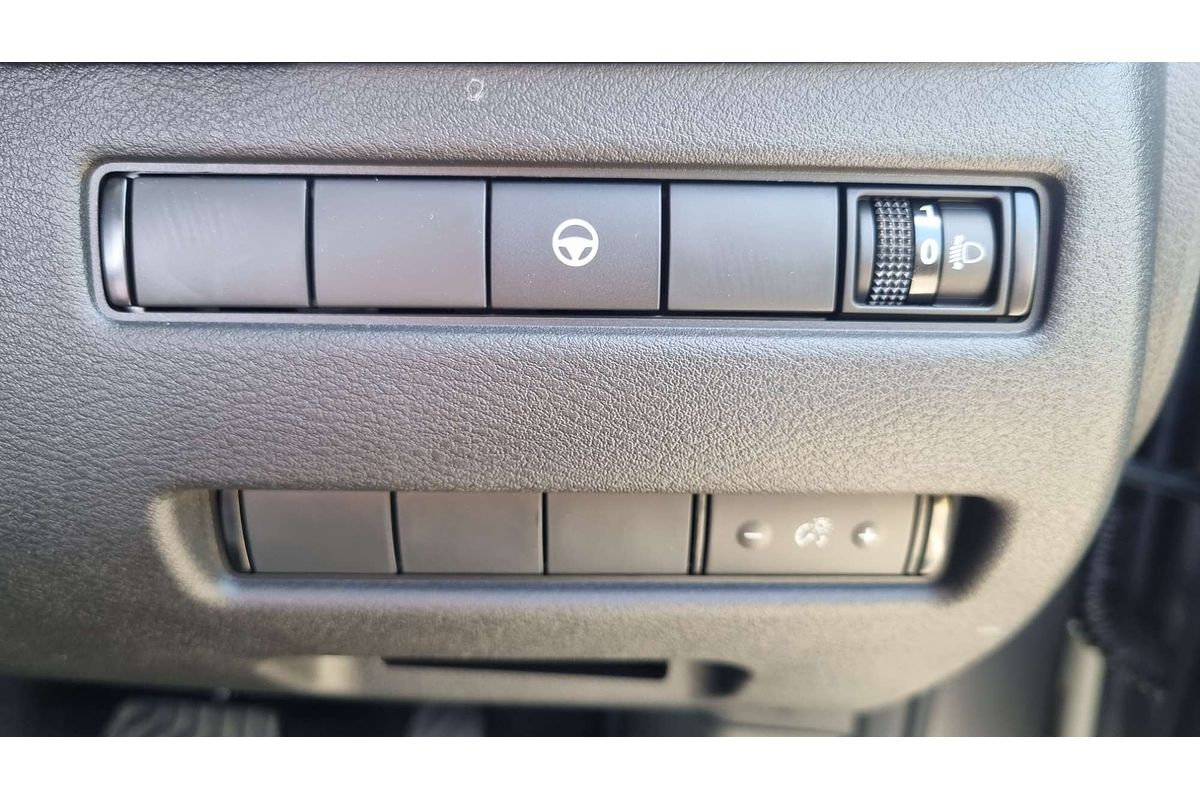 2025 Nissan X-TRAIL ST-L T33