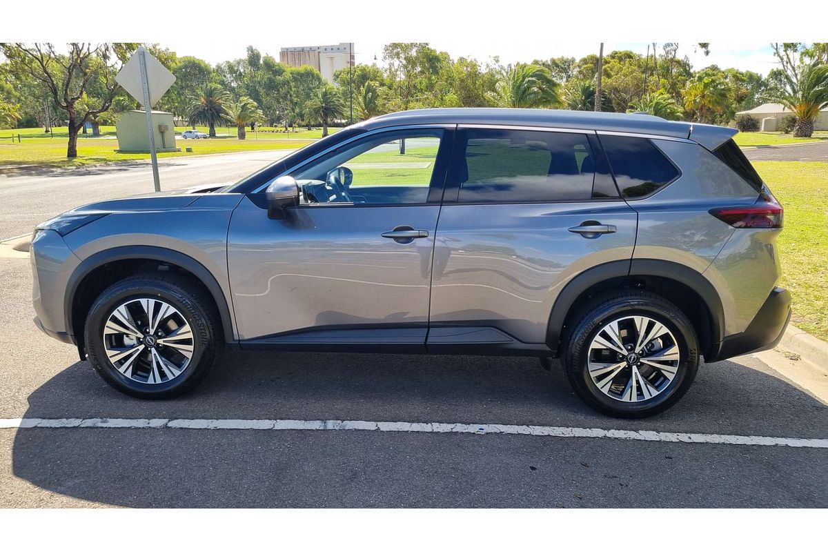2025 Nissan X-TRAIL ST-L T33