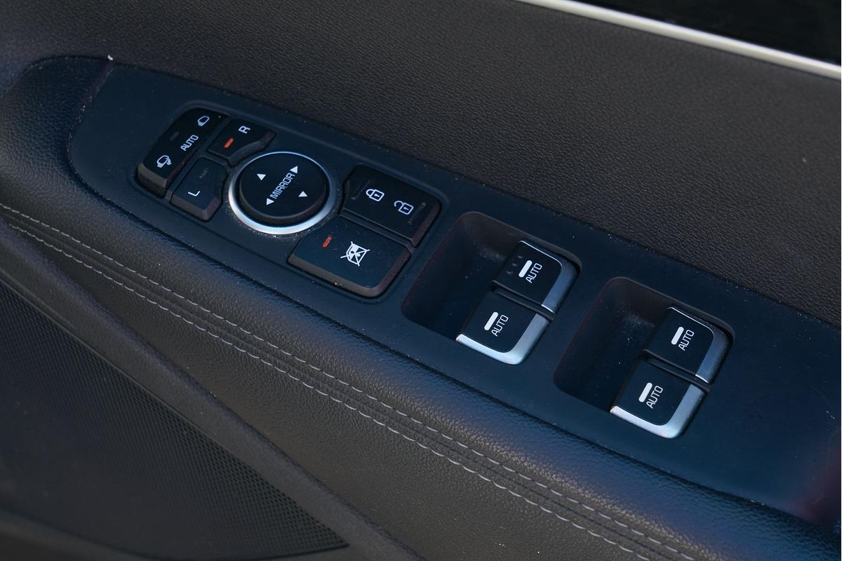 2019 Kia Sorento SLi UM